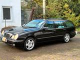 Mercedes-Benz E 430 T AVANTGARDE Avantgarde - Mercedes-Benz E 430: Kombi