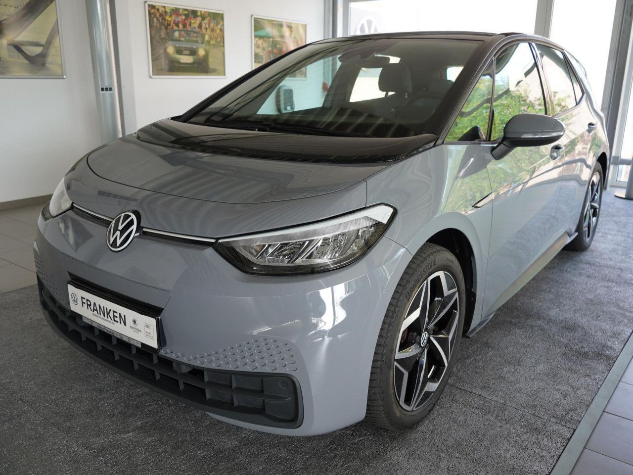 Volkswagen ID.3 Pure Performance NAVI LM LED PDC AMBI KESSY imagem 2