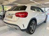 Mercedes-Benz GLA 200-AMG Line-Street Style-Bi-Xenon-Navi - Mercedes-Benz GLA 200 Gebrauchtwagen in Düsseldorf