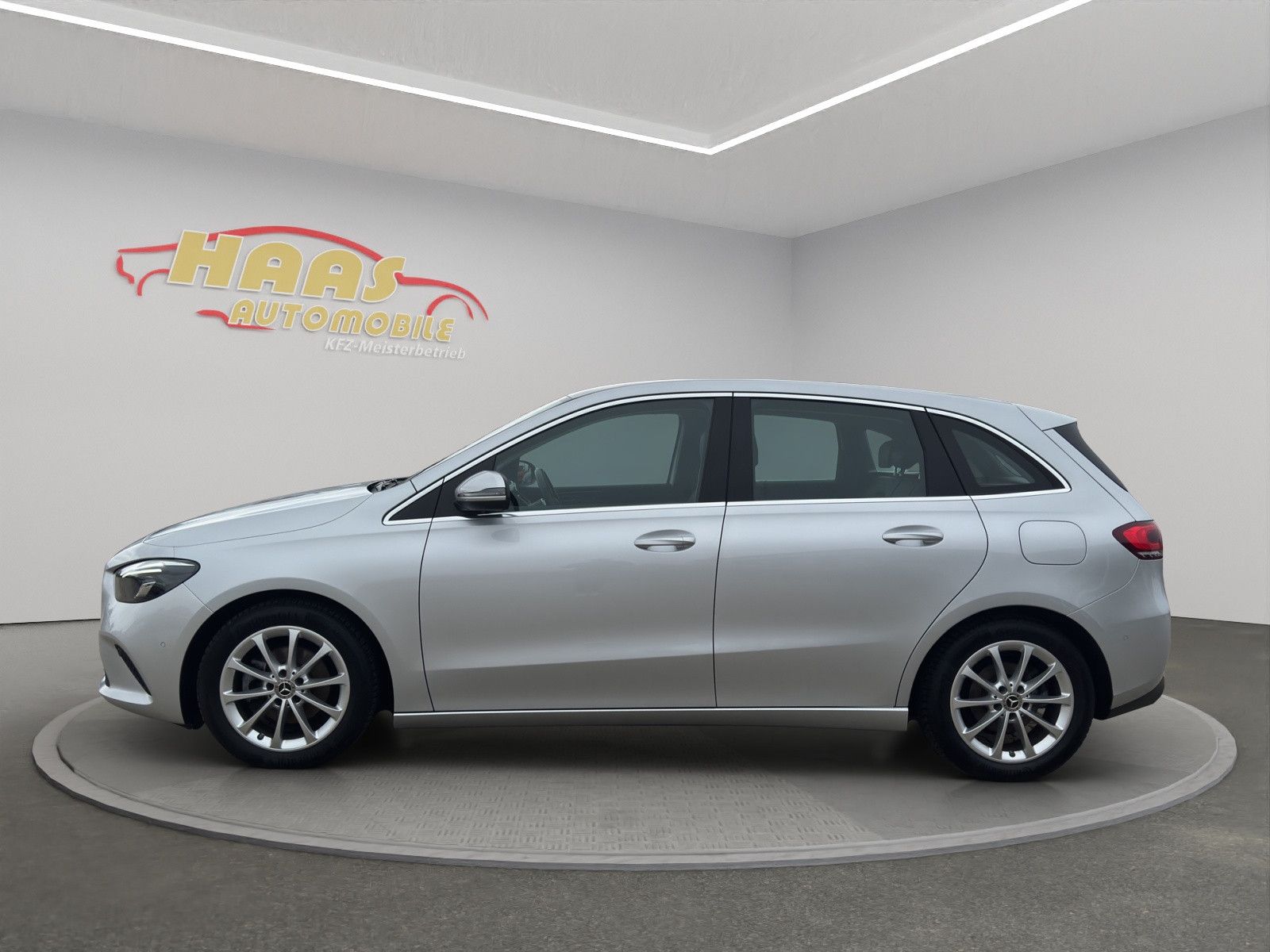 Mercedes-Benz B 180 B -Klasse*Navigation*Digital Tacho*1.Hand* foto 8