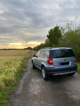 Skoda Yeti 1.2 TSI - scheckheftgefl., TÜV&Service NEU - Skoda Yeti Gebrauchtwagen in München