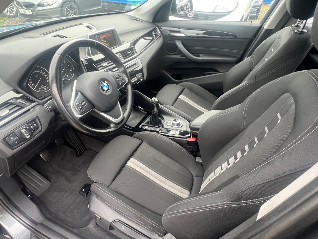 BMW X1 Baureihe X1 xDrive 20 d Sport Line BMW X1 Baureihe X1 xDrive 20 d Sport Line