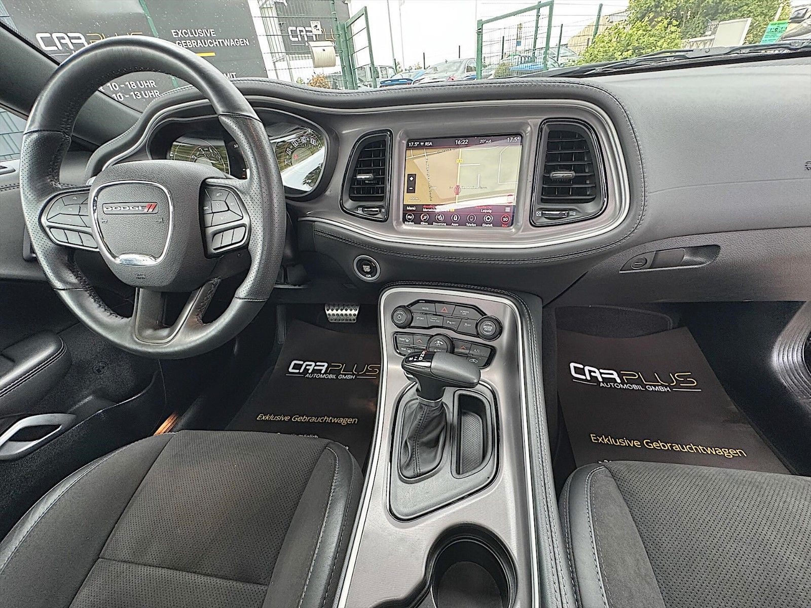 Fahrzeugabbildung Dodge Challenger 5.7 V8 SRT Performance BLACK EDITION