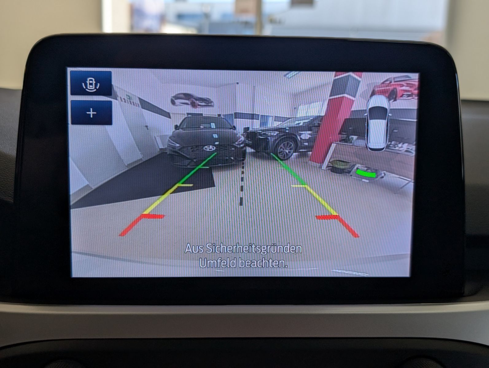 Fahrzeugabbildung Ford Focus Cool & Connect TEMP KAM LED SHZ CARPLAY
