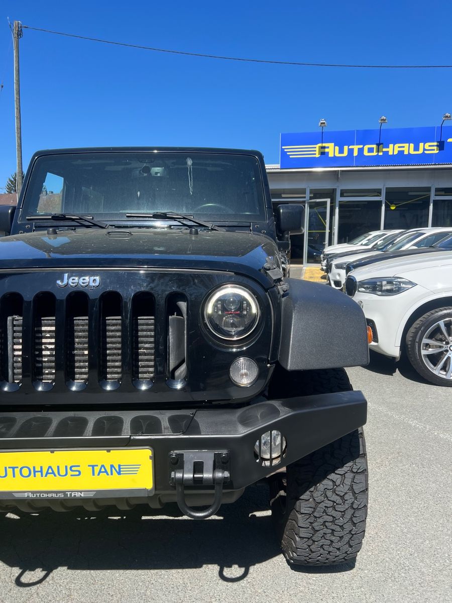 Fahrzeugabbildung Jeep Wrangler  Unlimited Rubicon *HÖHER/BREITER*