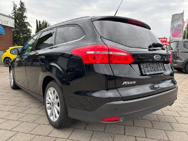 Ford Focus Turnier 1.5 Titanium NaviWinterpaket
