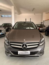 Mercedes B 180 - 1