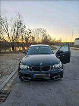 BMW E87 118I - BMW 118: 118i E87