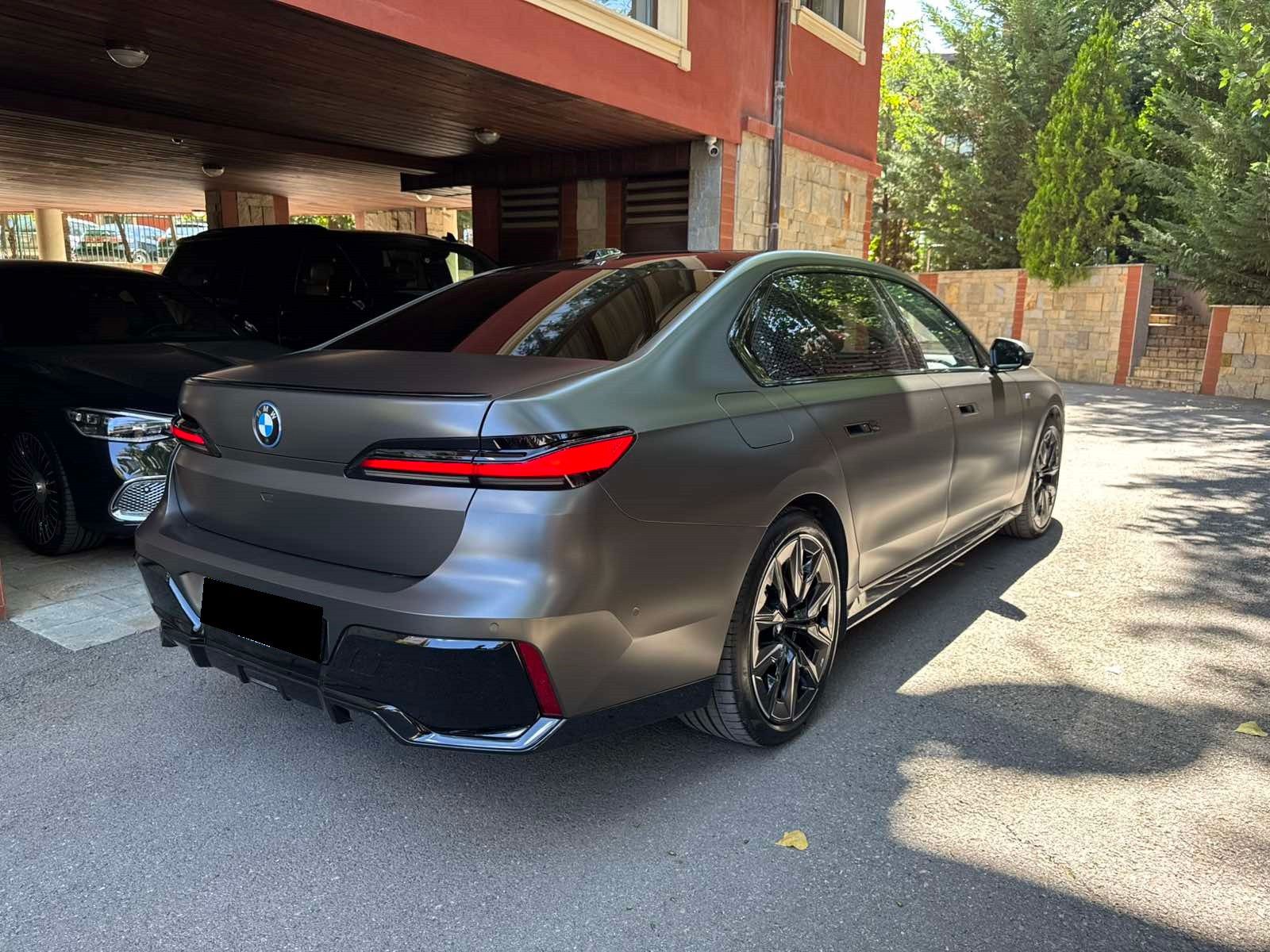 BMW 750e xDrive M Sport Pro FondEnt B&W Garantie foto 4