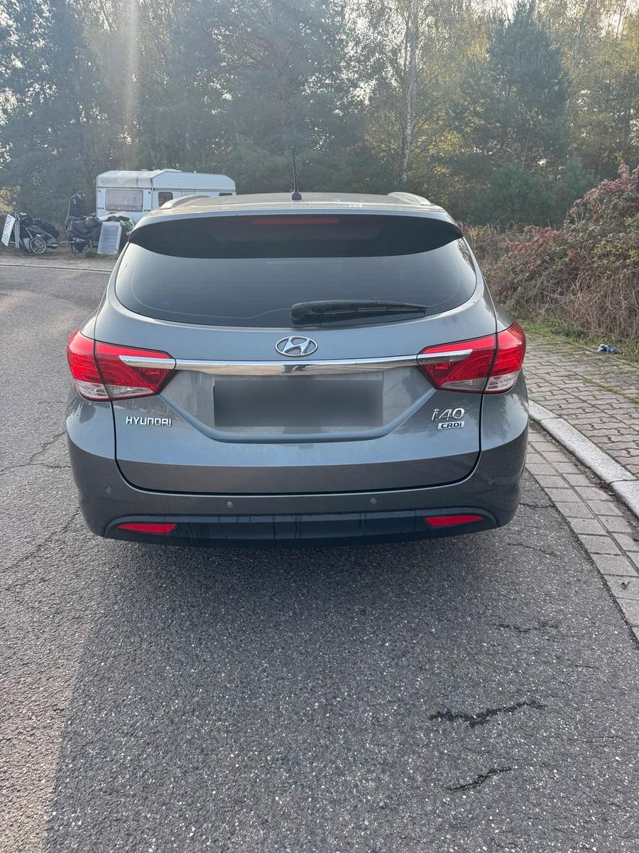 Hyundai i40 2013 — engine 136 HP (100kW)