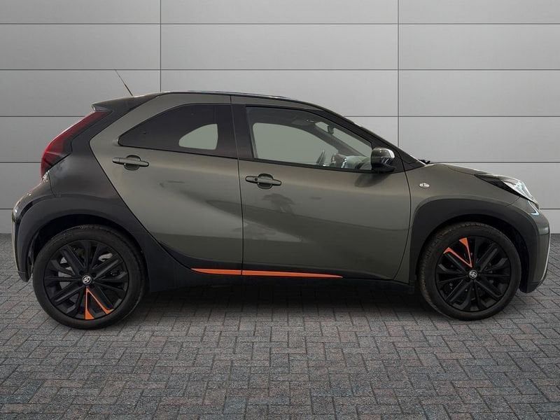 Toyota Aygo X 1.0 72cv Limited Air S-CVT imagem 3