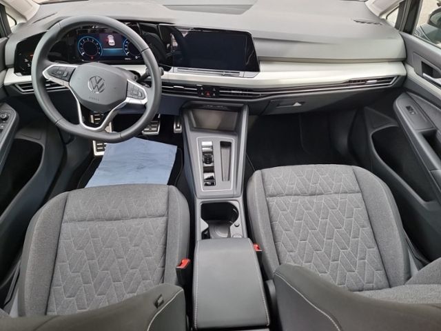 Fahrzeugabbildung Volkswagen Golf 1,5 l eTSI MOVE IQ.DRIVE STHZG KAMERA AHK N