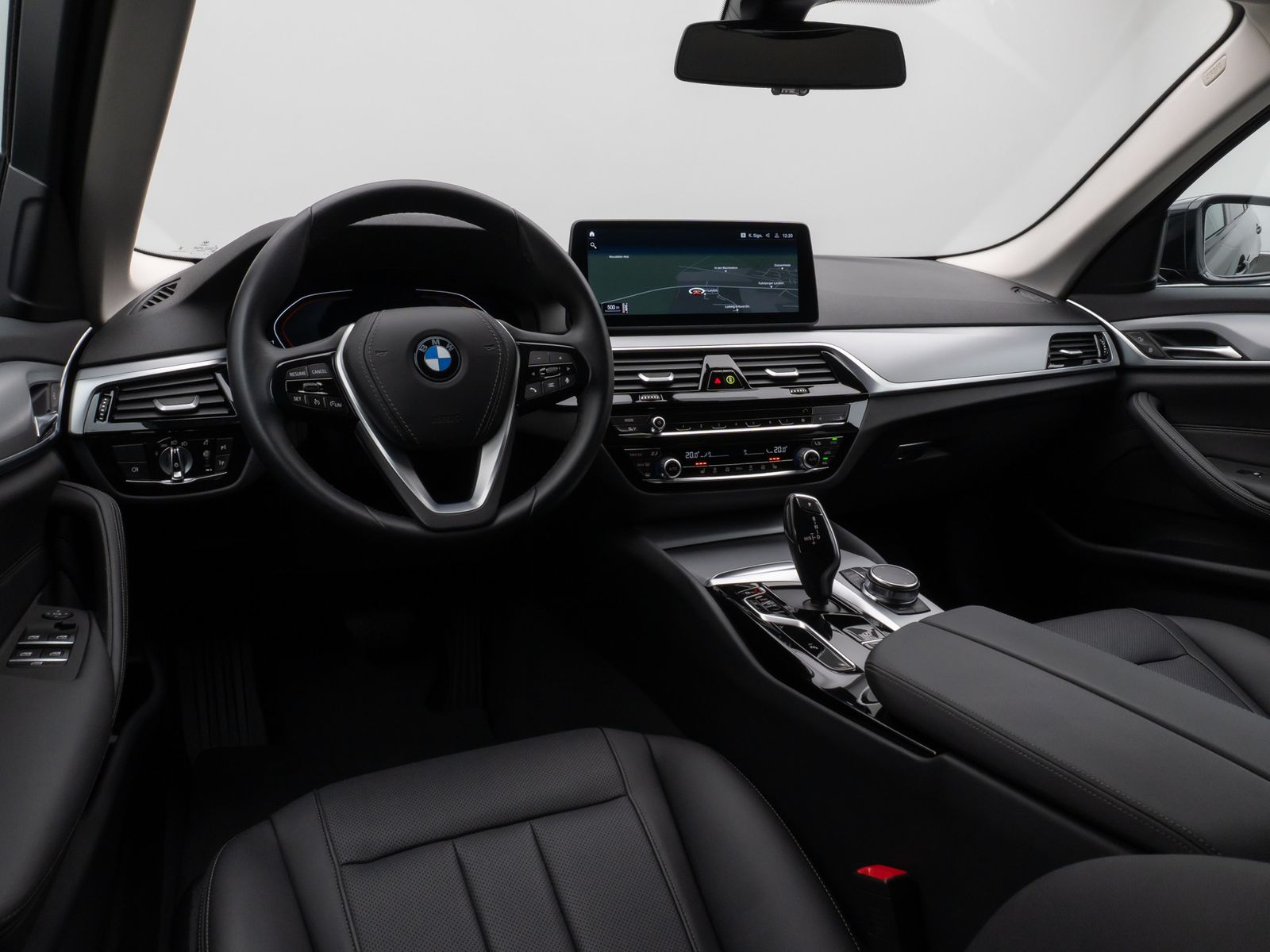 Fahrzeugabbildung BMW 530i Kamera DAB CockPitPro Leder Alarm LED