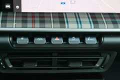 PORSCHE 911 Turbo 50 Jahre / HERITAGE PAKET / BURMESTER