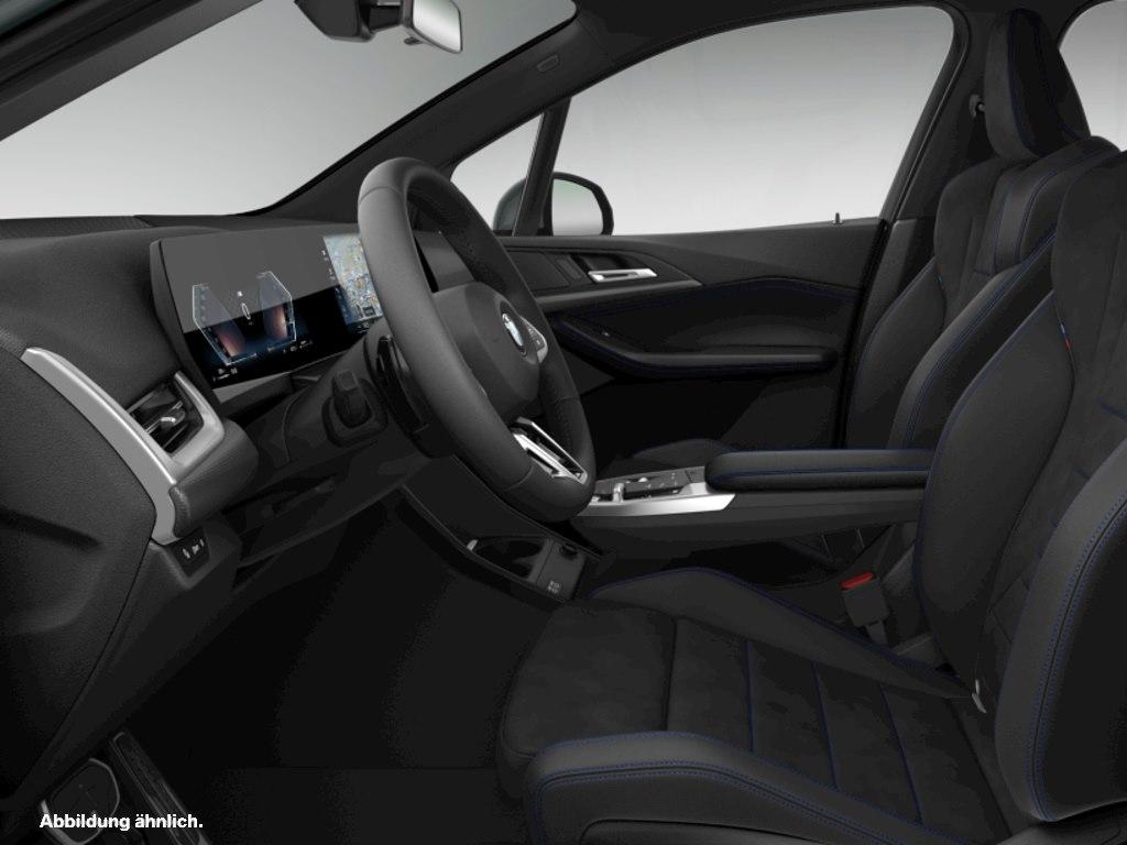 BMW 218i M-SPORTPAKET+AHK+SHZ+NAVI+LENKRADHZG