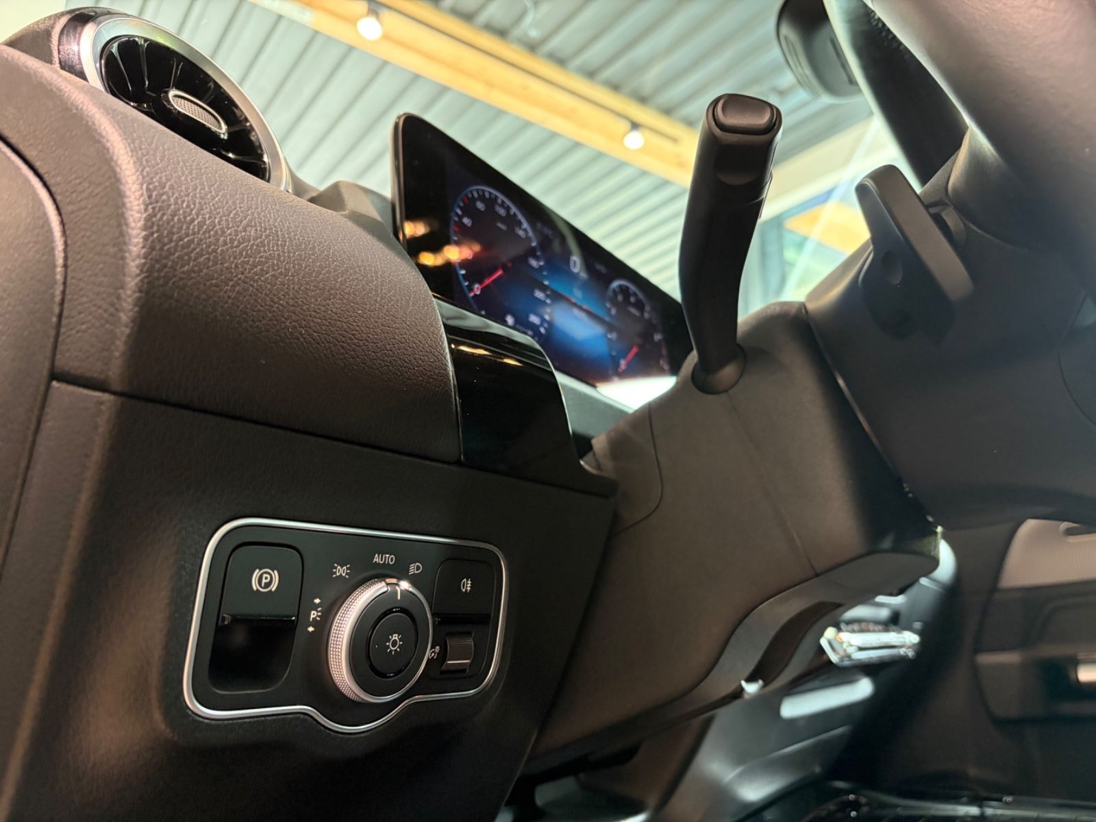 Mercedes-Benz B 200 /AUTOMATIK/KAMERA/CARPLAY/LED/ALLWETTER/ foto 16