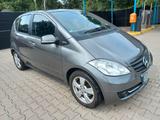 Mercedes-Benz A 160 BlueEFFICIENCY - TUV NEU - Mercedes-Benz A 160 in Duisburg