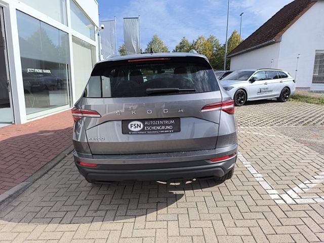 Fahrzeugabbildung SKODA Karoq 1.5 TSI DSG Style 1.HAND AHK NAVI 4xSHZ LE