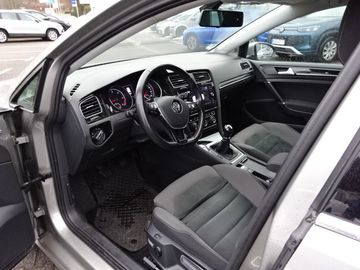 Fotografie 15 des VW Golf Variant VII 2.0 TDI Highline*AHK*LED*SHZ*Al