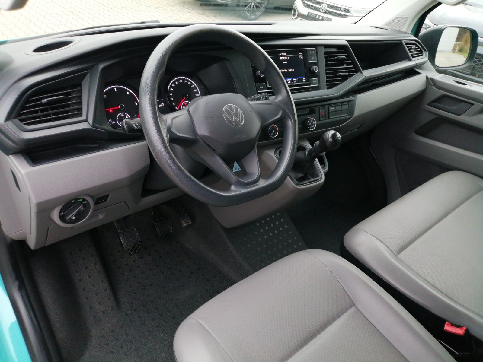 Volkswagen T6 Transporter - Bild 17