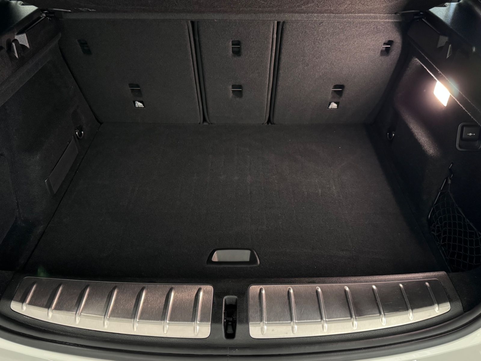 BMW X2 sDrive 20 i Advantage Plus/Navi/Tempomat foto 16