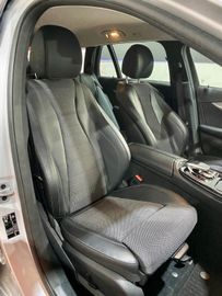 Fahrzeugabbildung Mercedes-Benz E 300de*T-Modell*Avantgarde*WIDESCREEN*AMBILIGHT