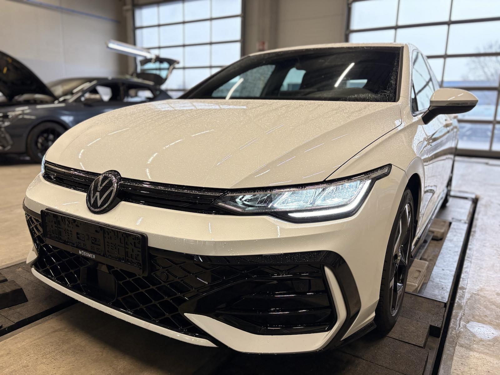 Volkswagen Golf 1.5eTSI DSG R-Line Kamera ACC AppConnect