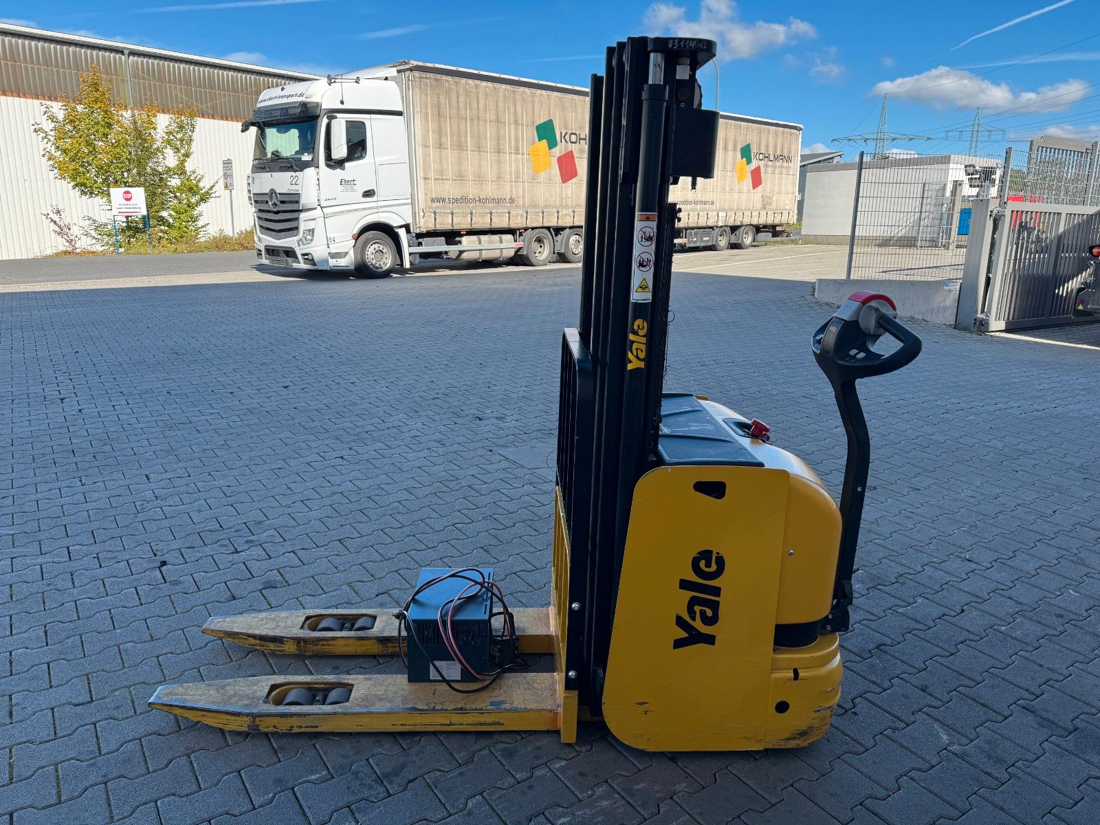 Fahrzeugabbildung Yale MS 12 AC / Triplex: 4m! / nur 180h! / 2014