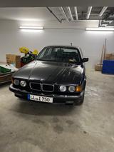 BMW 750iL - BMW 750: 750il