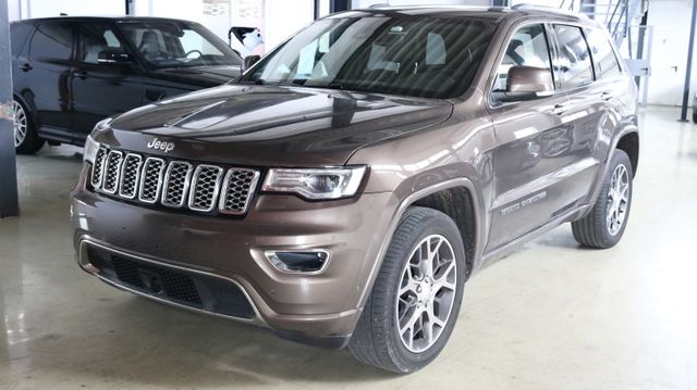 Jeep Grand Cherokee 3.0 CRD Overland *PANO*AHK*2.HAND