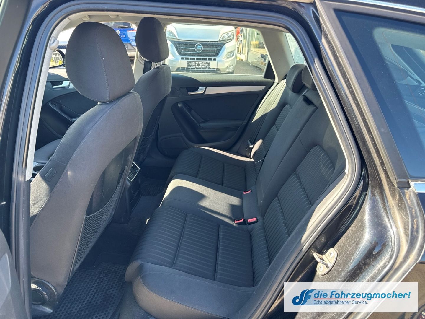 Fahrzeugabbildung Audi A4 Avant Ambiente Navi Xenon Mehrzonenklima EXPO