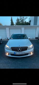 Mercedes-Benz Mercedes Benz C 300 V6 - gebrauchte Mercedes-Benz C 300 aus dem Jahr 2010