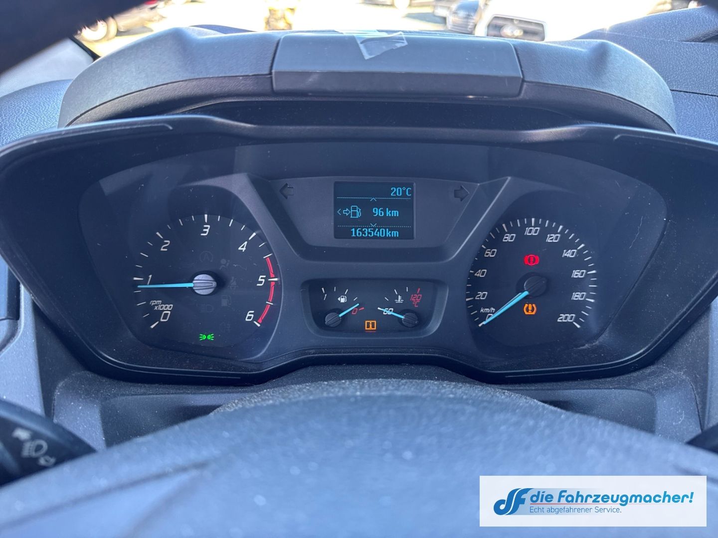 Fahrzeugabbildung Ford Transit Custom Kombi 300 L1 2.2 TDCi *1459