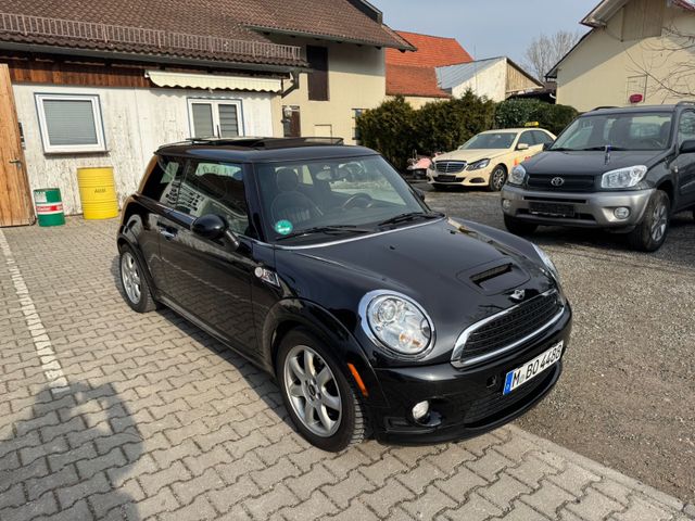 MINI Cooper S Chili-Leder-Navi-Shz-SHD-8 fach