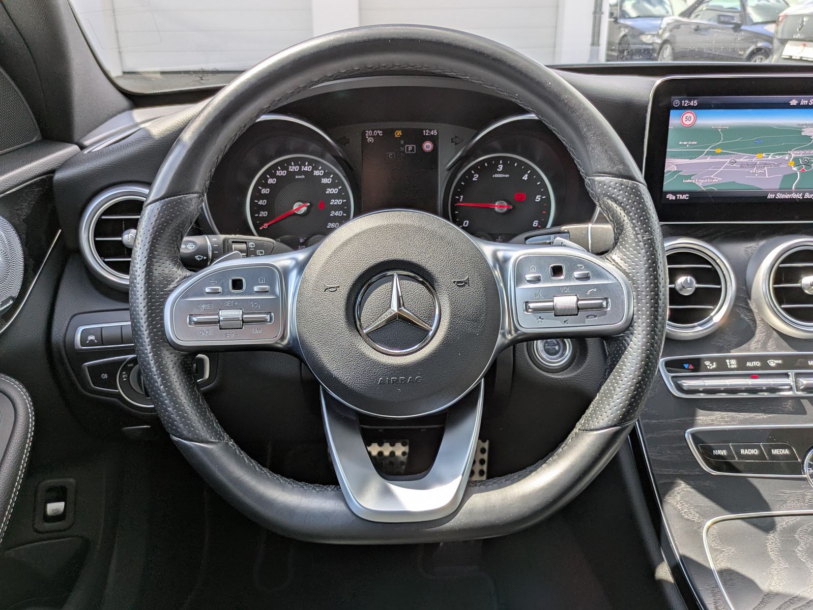 Fahrzeugabbildung Mercedes-Benz C 220 d AMG PANO*360°*MULTIBEAM*BURMESTER*ALCANT