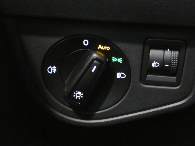 Taigo 1.0 TSI Life NAVI LED SHZ APP