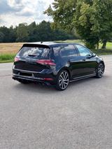 Volkswagen Golf R 2.0 TSI DSG 4MOTION R Perf. Akrapovic  - Gebrauchtwagen mit Akrapovic Auspuffanlage