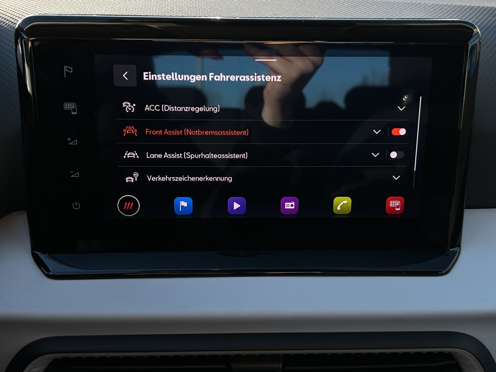 Fahrzeugabbildung SEAT Ibiza TSI Style DSG LED Navi AID ACC RFK SH