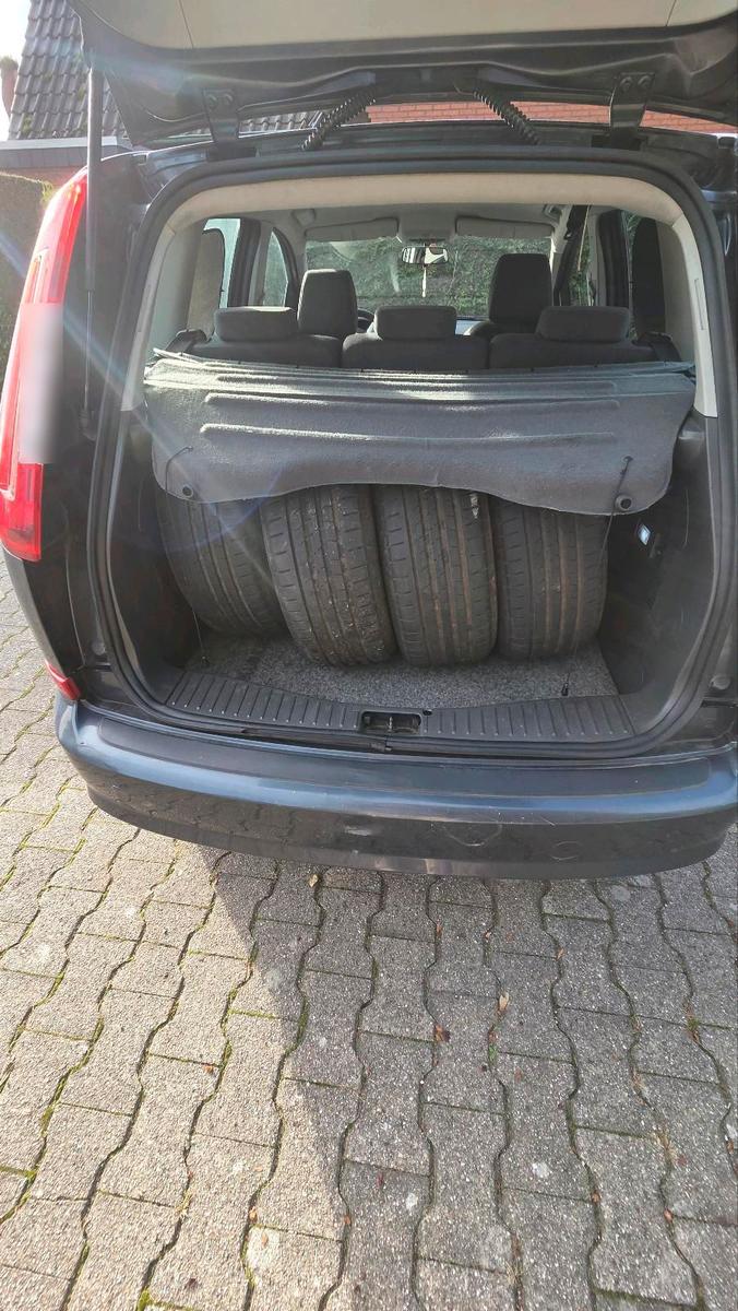 Ford Focus 2007 — photo 8