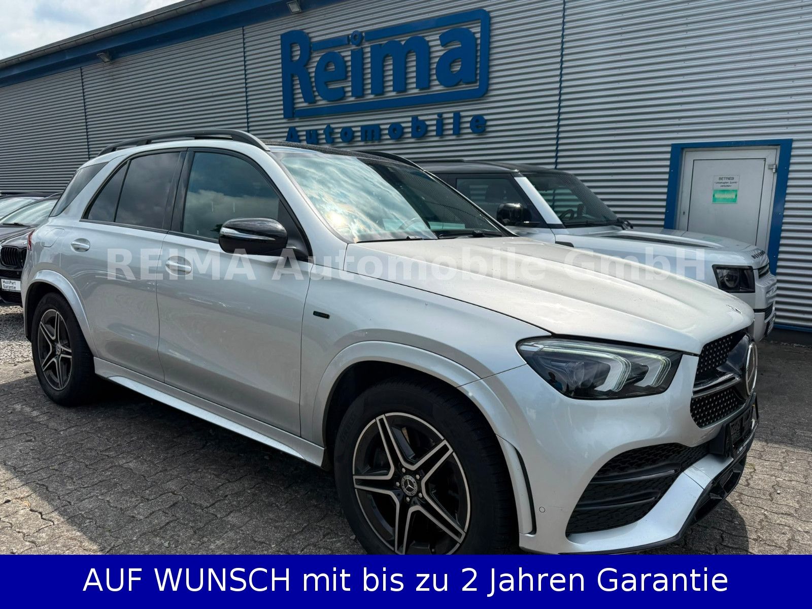Fahrzeugabbildung Mercedes-Benz GLE 350 de 4Matic AMG Line, Pano, SOH 95,6%