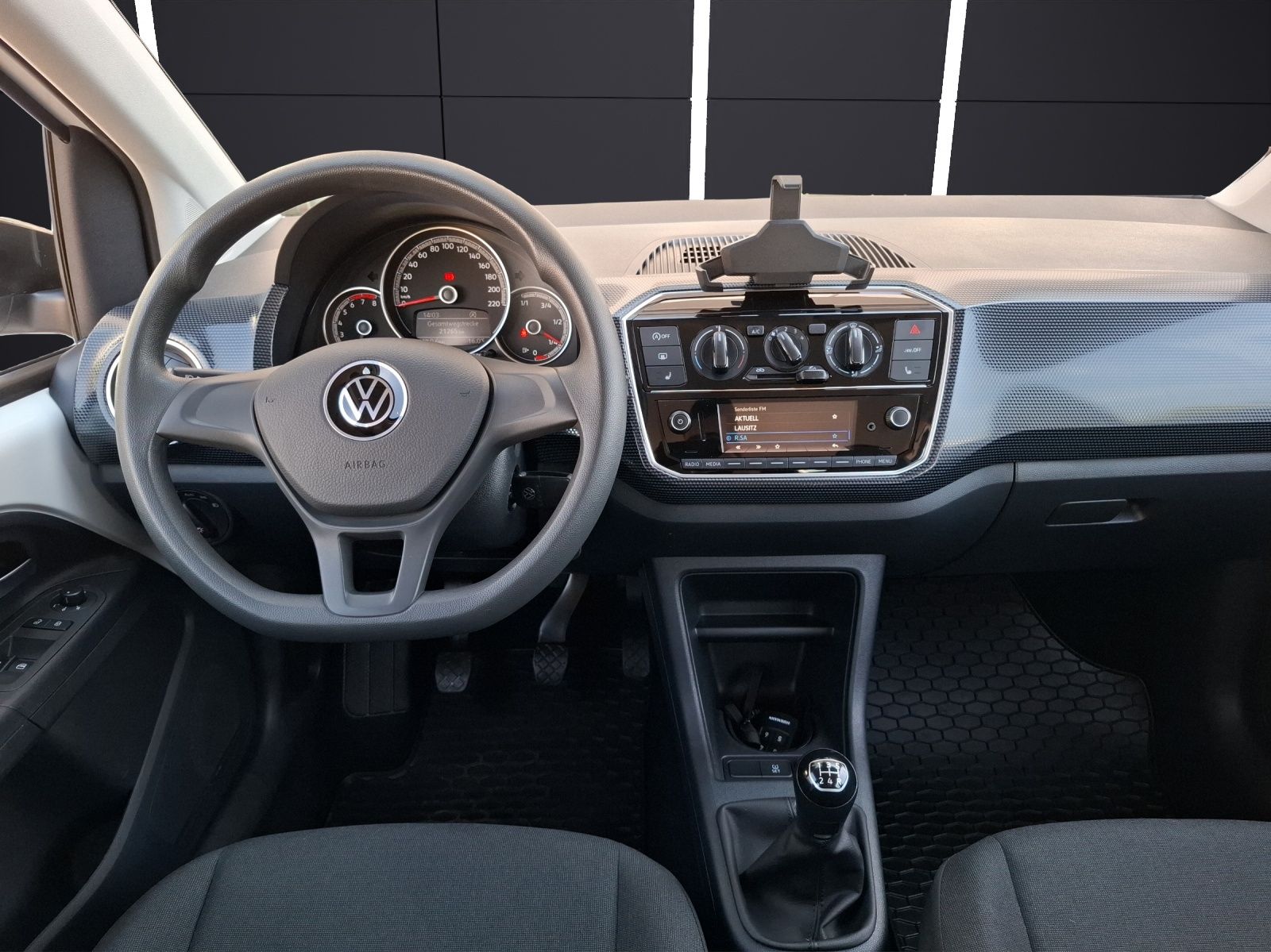 Fahrzeugabbildung Volkswagen up! Klima DAB SH