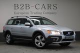 Volvo XC70 2.0 D4 Summum Geartr. -Leder - Dach - Xenon - Volvo XC70 mit Diesel-Antrieb: Automatik