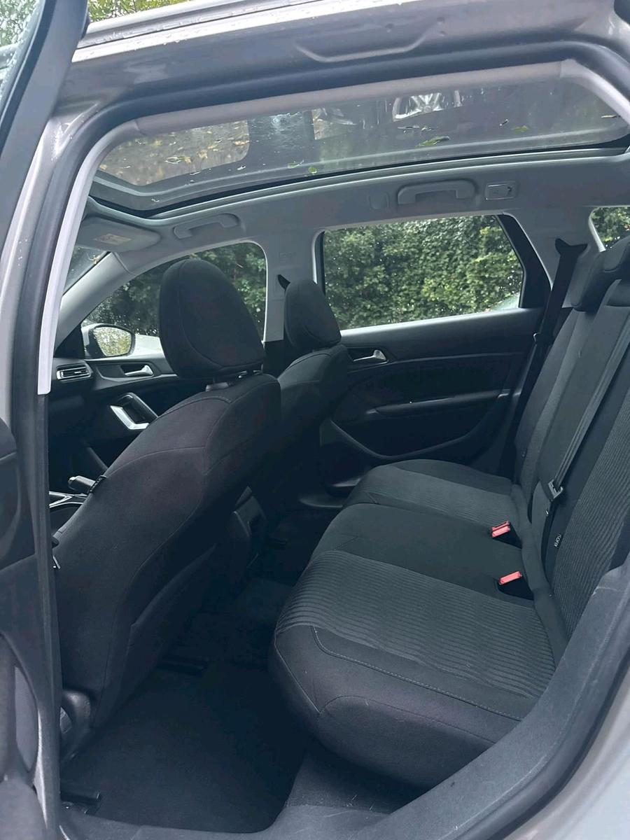 Peugeot 308 2015 — photo 6