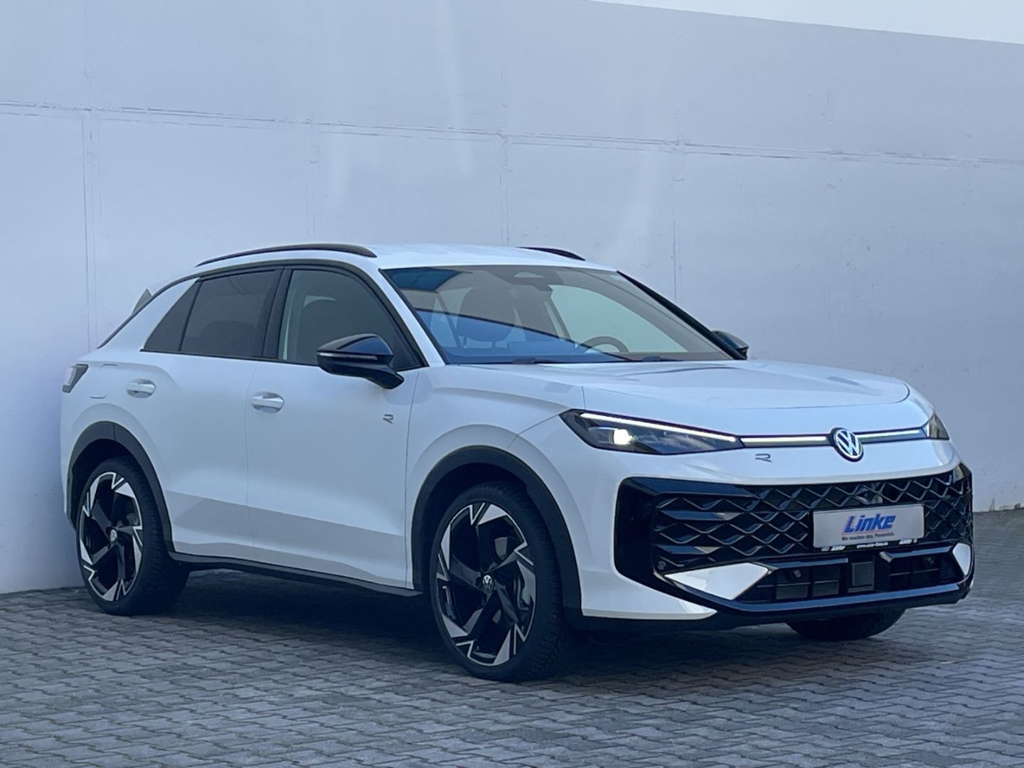 T-Roc R-Line 1.5eTSI DSG HUD/360°Kamera/Navi/ACC