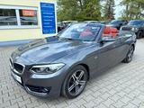 BMW 220 i Cabrio Sport Line*Auto.*Leder*Navi*LED*AHK - gebrauchte BMW 220 aus dem Jahr 2017