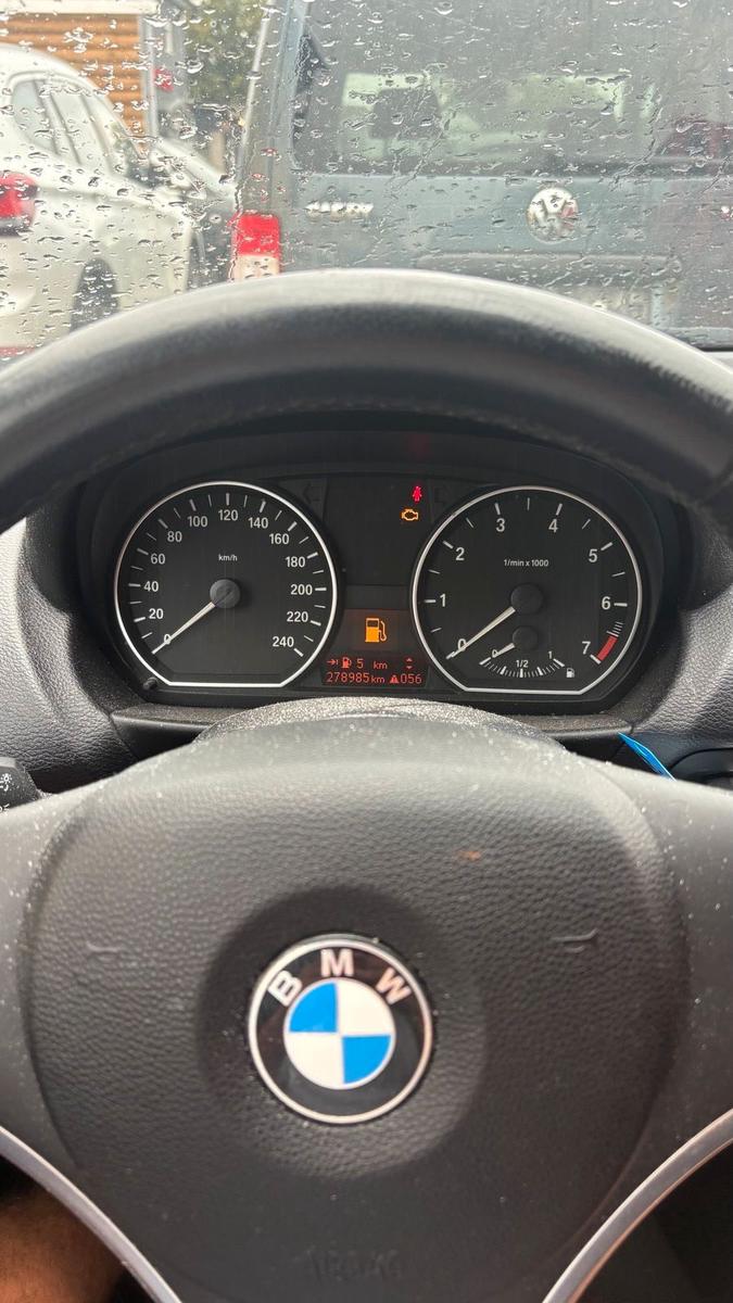BMW 118 2008 — photo 7