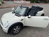 MINI Cooper Cabrio 1.6 TÜV neu bis 02/2028... - MINI Cooper Cabrio aus 2008: Roadster