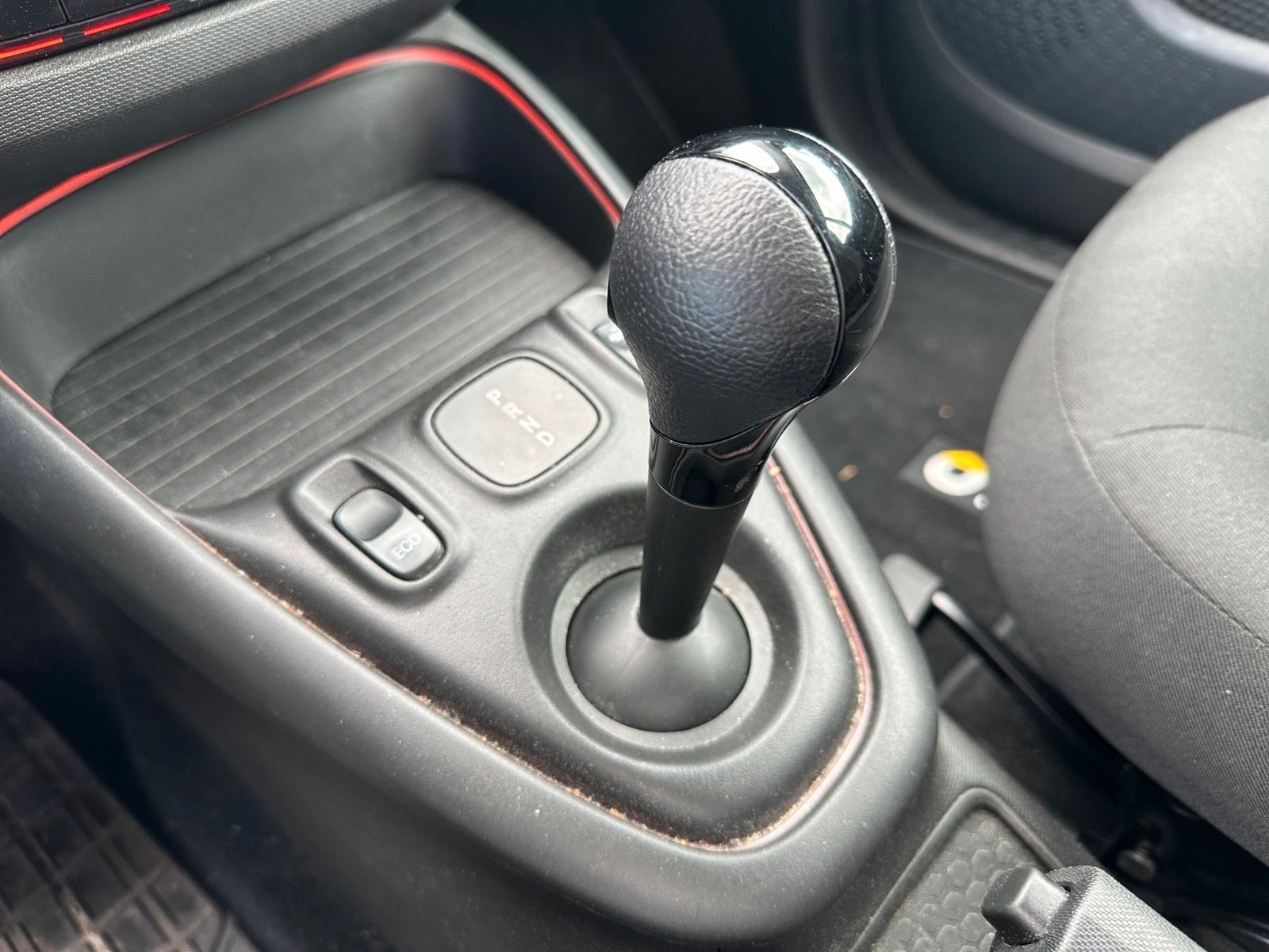 Smart ForTwo fortwo cabrio electric drive / EQ – Bild 15