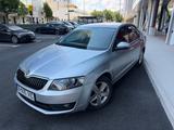 Skoda Octavia III 1.6 TDI 105 HP  XENON  Keyless - Skoda Octavia: Limousine, Iii
