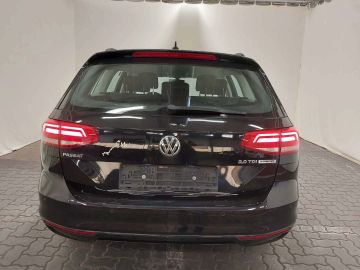 Volkswagen Passat Variant - 8